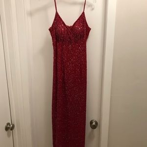 Oscala gorgeous red beaded dress